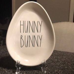 Rae Dunn Hunny Bunny Plate